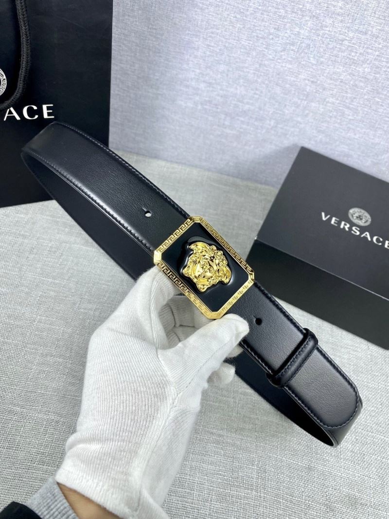 VERSACE